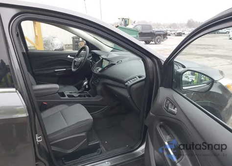 2019 Ford Escape Se from USA, damaged, VIN 1FMCU9GD8KUA96398